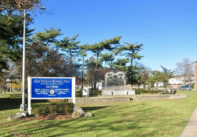 Islip Veterans Memorial Marker - Wide View image. Click for full size.