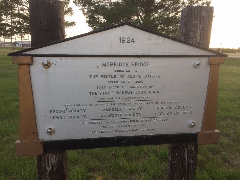 Mobridge Bridge Marker image. Click for full size.