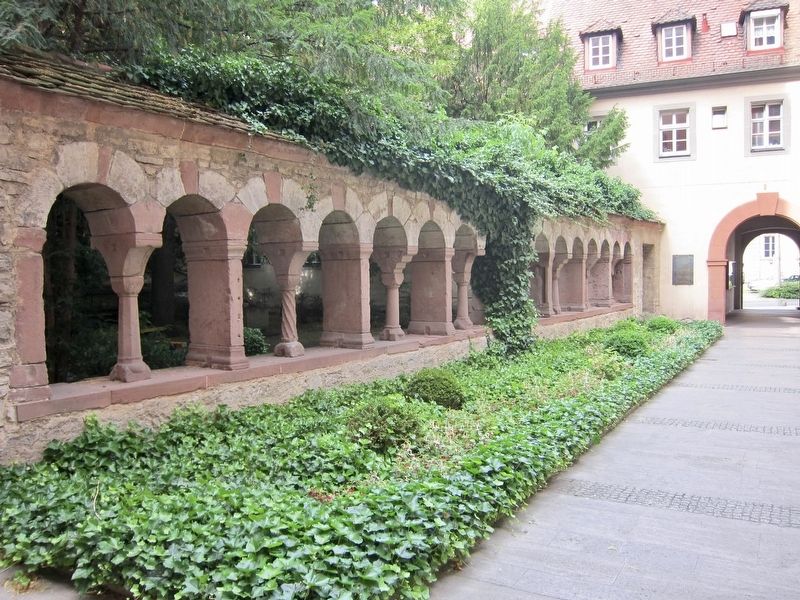 Der Kreuzgang des Neumuensterstiftes / The Cloister of the Neumuenster Seminary Marker - Wide View image. Click for full size.