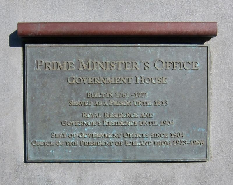 Prime Minister's Office Marker - English image. Click for full size.