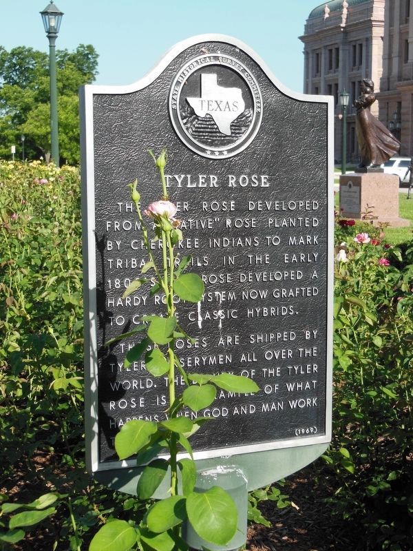Tyler Rose Marker (<i>with rose flower</i>) image. Click for full size.