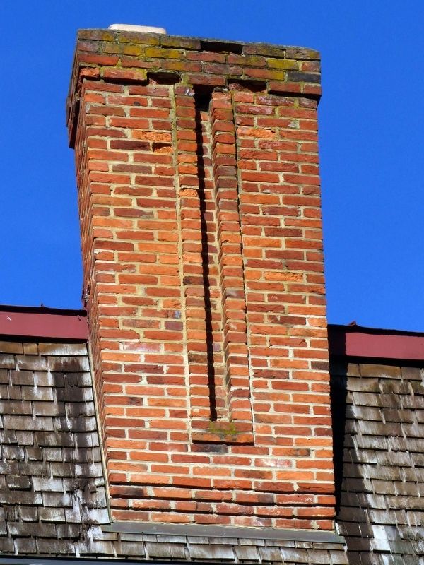 Quigg House Chimney image. Click for full size.
