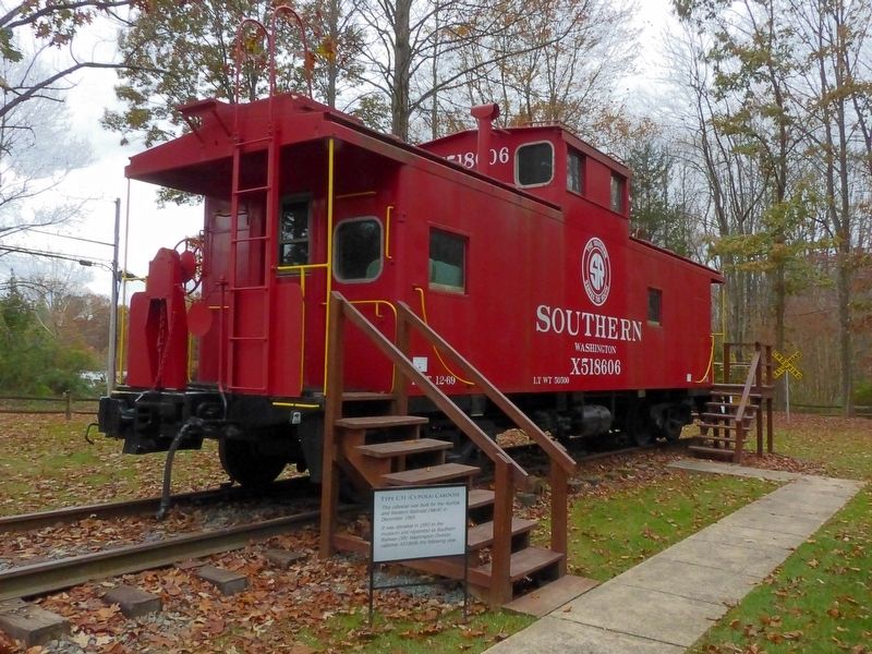 Type C31 (Cupola) Caboose Marker image. Click for full size.