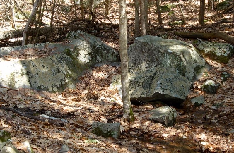 Two quarried boulders from a single stone. image. Click for full size.