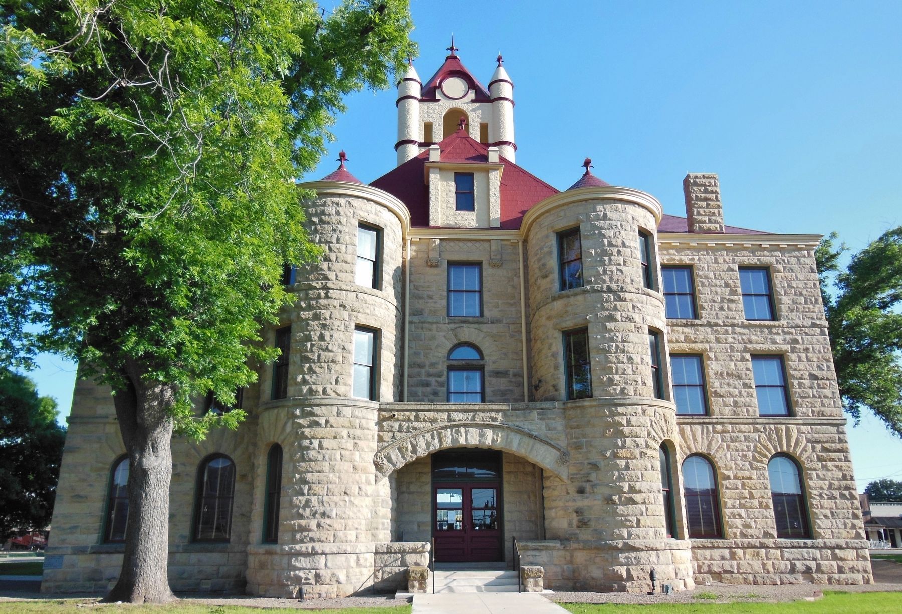 McCulloch County Courthouse (<i>north side</i>) image. Click for full size.