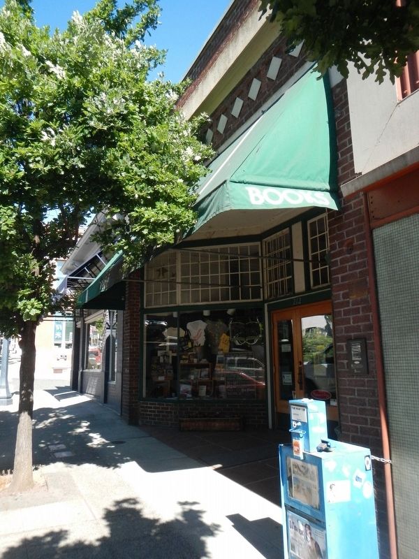 LaFrance Building and Marker. Click for full size. LaFrance Building and Marker image. Click for full size.