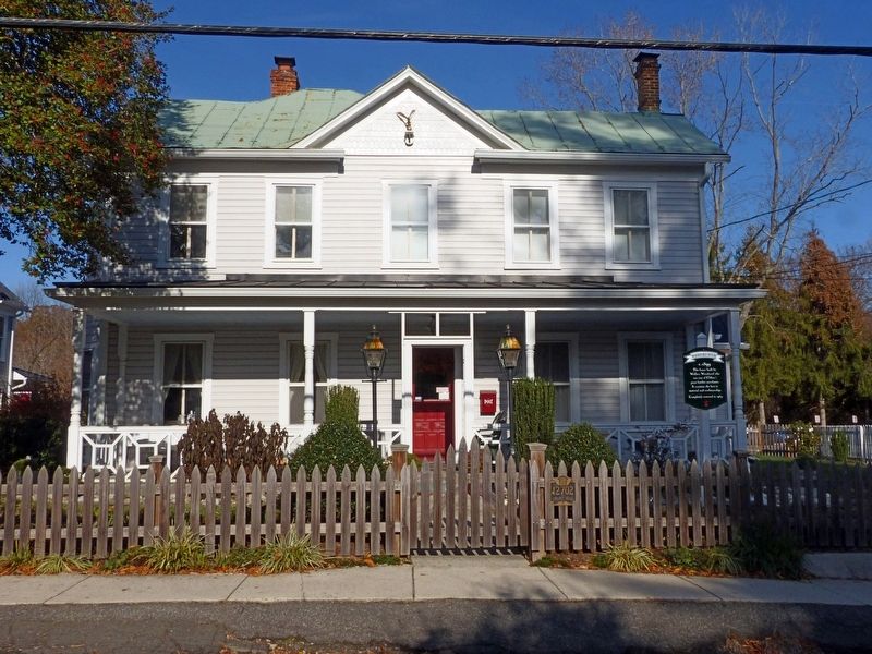 Woodyard House. Click for full size. Woodyard House image. Click for full size.
