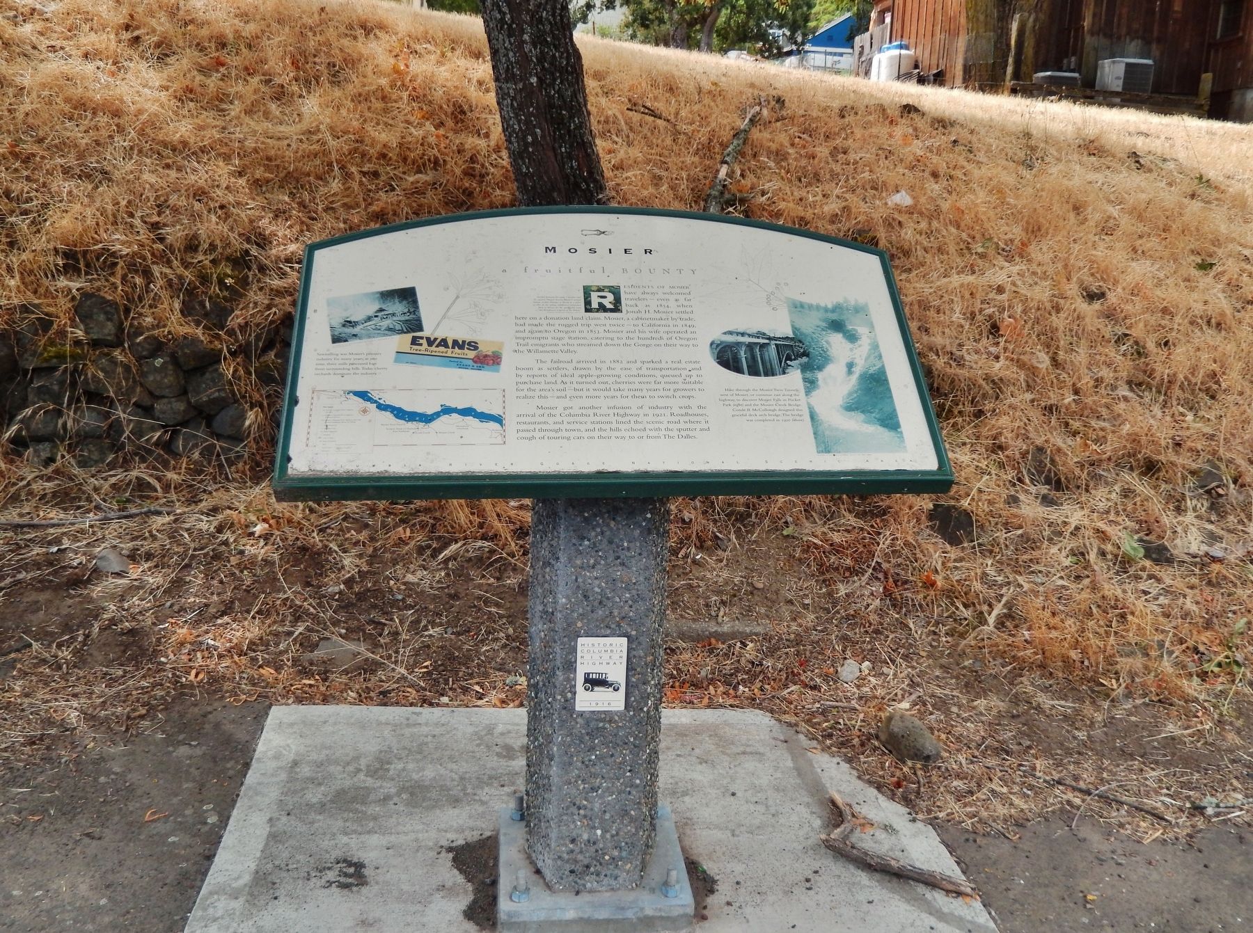 Mosier Marker (<i>wide view</i>) image. Click for full size.