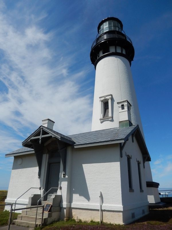 Yaquina Head Lighthouse & 2-room Support Building. Click for full size. Yaquina Head Lighthouse & 2-room Support Building image. Click for full size.