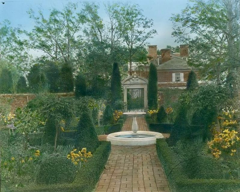 <i>"The Causeway," James Parmelee house, 3100 Macomb Street, Washington, D.C. Fountain</i> image. Click for full size.