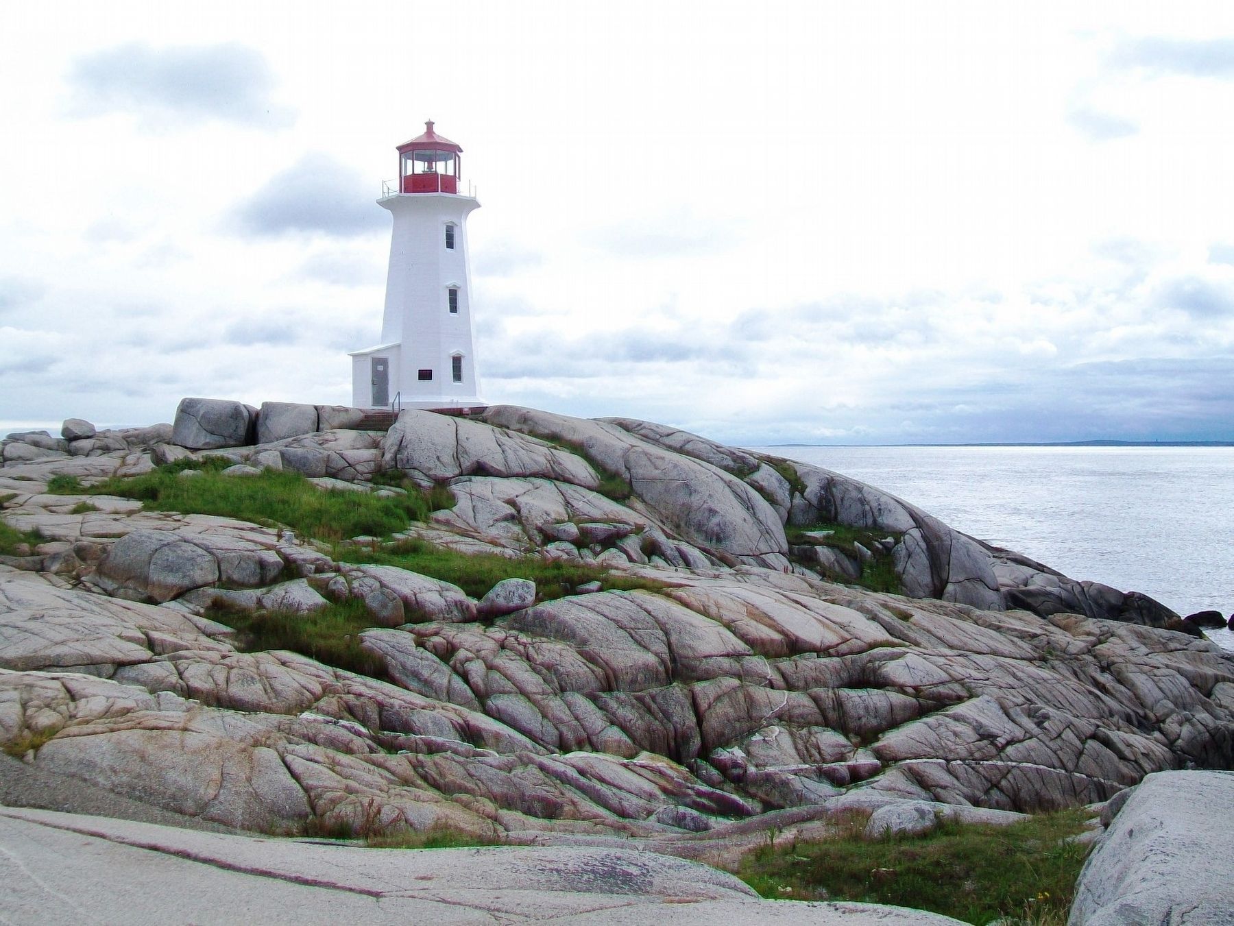 Peggy's Cove Lighthouse image. Click for full size.