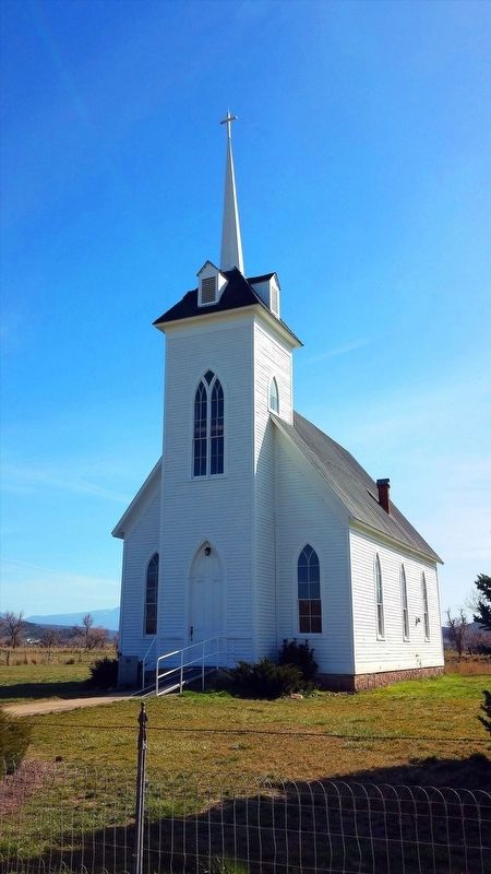 Little Shasta Congregational Church image. Click for full size.