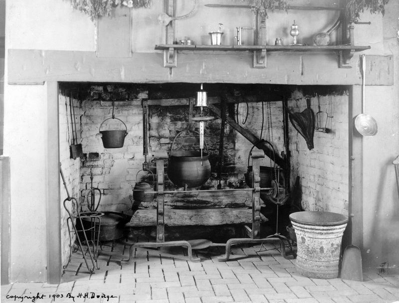 Fireplace in the kitchen at Mt. Vernon image. Click for full size.
