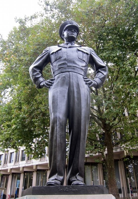 Dwight David Eisenhower (Robert Dean, Sculptor). Click for full size. Dwight David Eisenhower (Robert Dean, Sculptor) image. Click for full size.