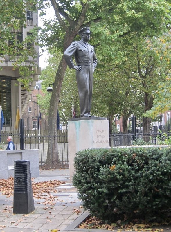 Dwight David Eisenhower, Grosvenor Square, London. Click for full size. Dwight David Eisenhower, Grosvenor Square, London image. Click for full size.