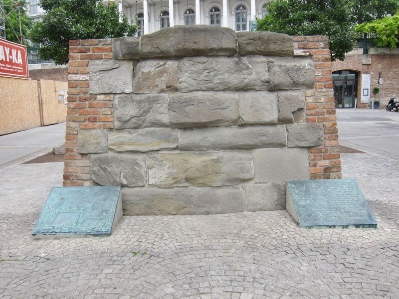 Braunbastion / The Braun Bastion Marker - Wide View image. Click for full size.