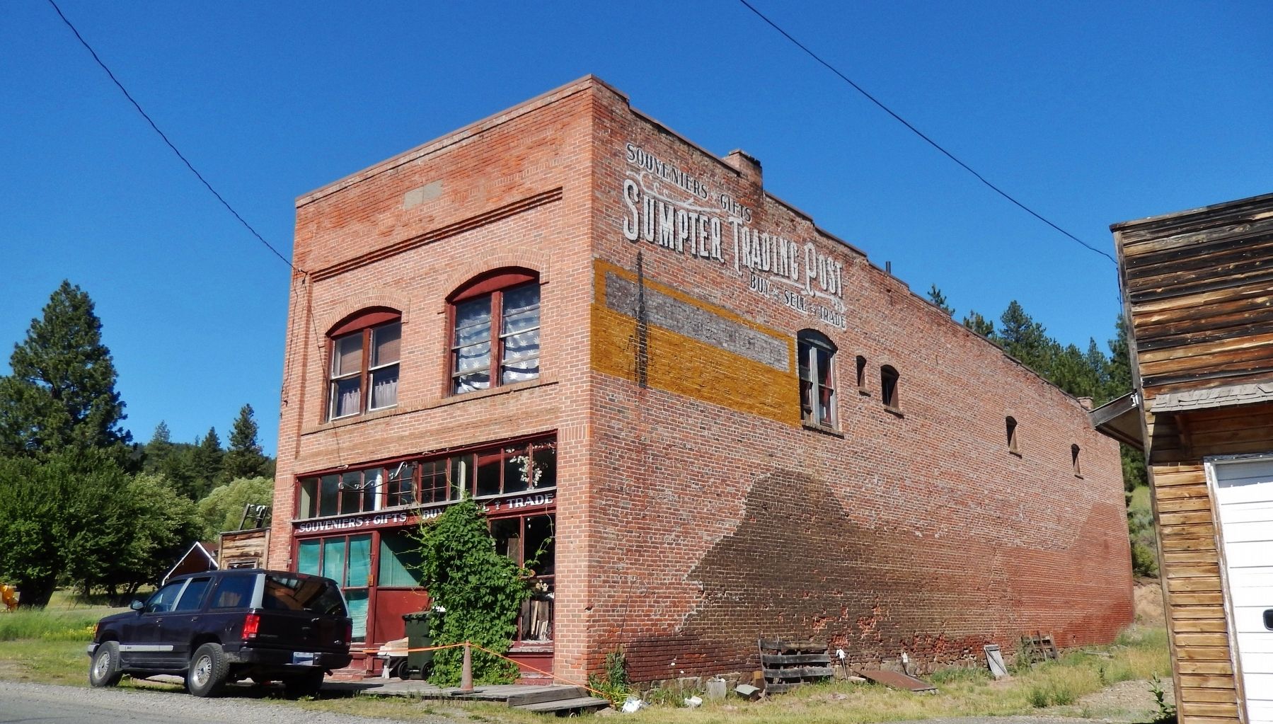 Sumpter Trading Post image. Click for full size.