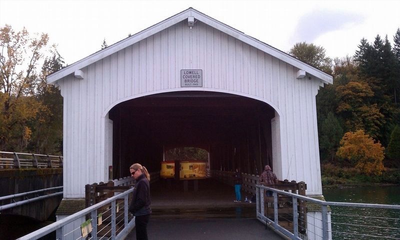 Lowell Covered Bridge image. Click for full size.