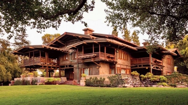 Gamble House - side view image. Click for full size.