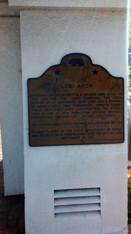 Lodi Arch Marker. Click for full size. Lodi Arch Marker image. Click for full size.