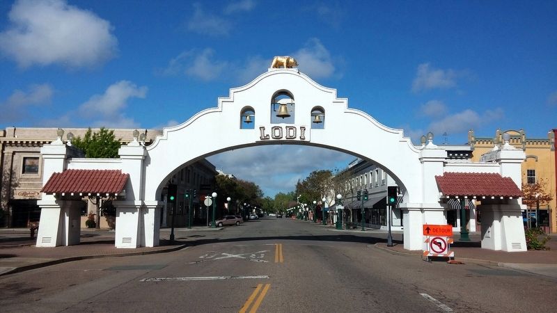 Lodi Arch. Click for full size. Lodi Arch image. Click for full size.