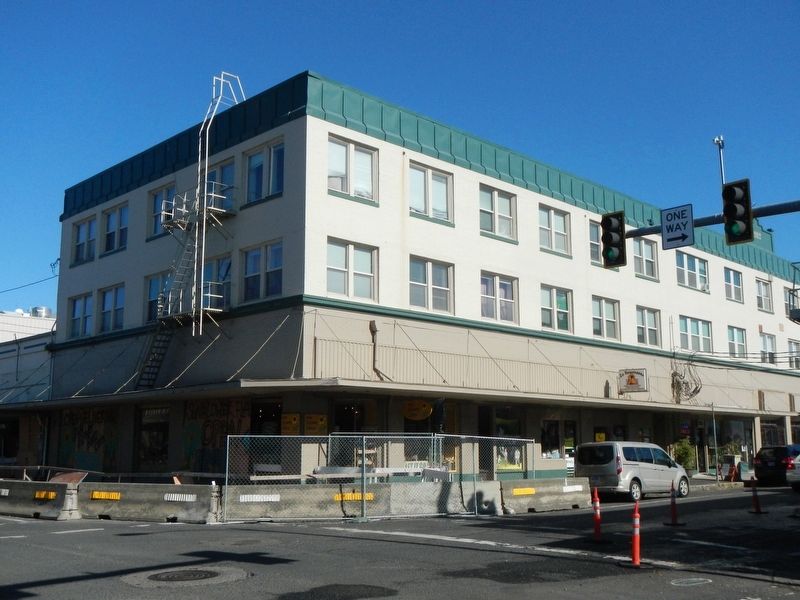 Tillamook Hotel. Click for full size. Tillamook Hotel image. Click for full size.