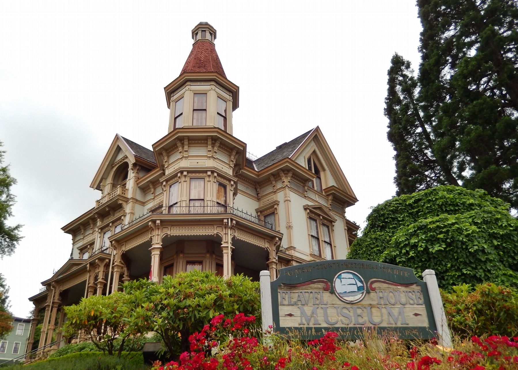 Captain George Flavel Mansion image. Click for full size.