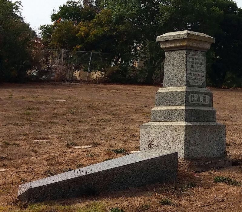 Civil War Memorial Marker. Click for full size. Civil War Memorial Marker image. Click for full size.