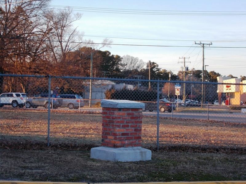 Great Bridge Schoolhouse Monument, facing north eastward.. Click for full size. Great Bridge Schoolhouse Monument, facing north eastward. image. Click for full size.