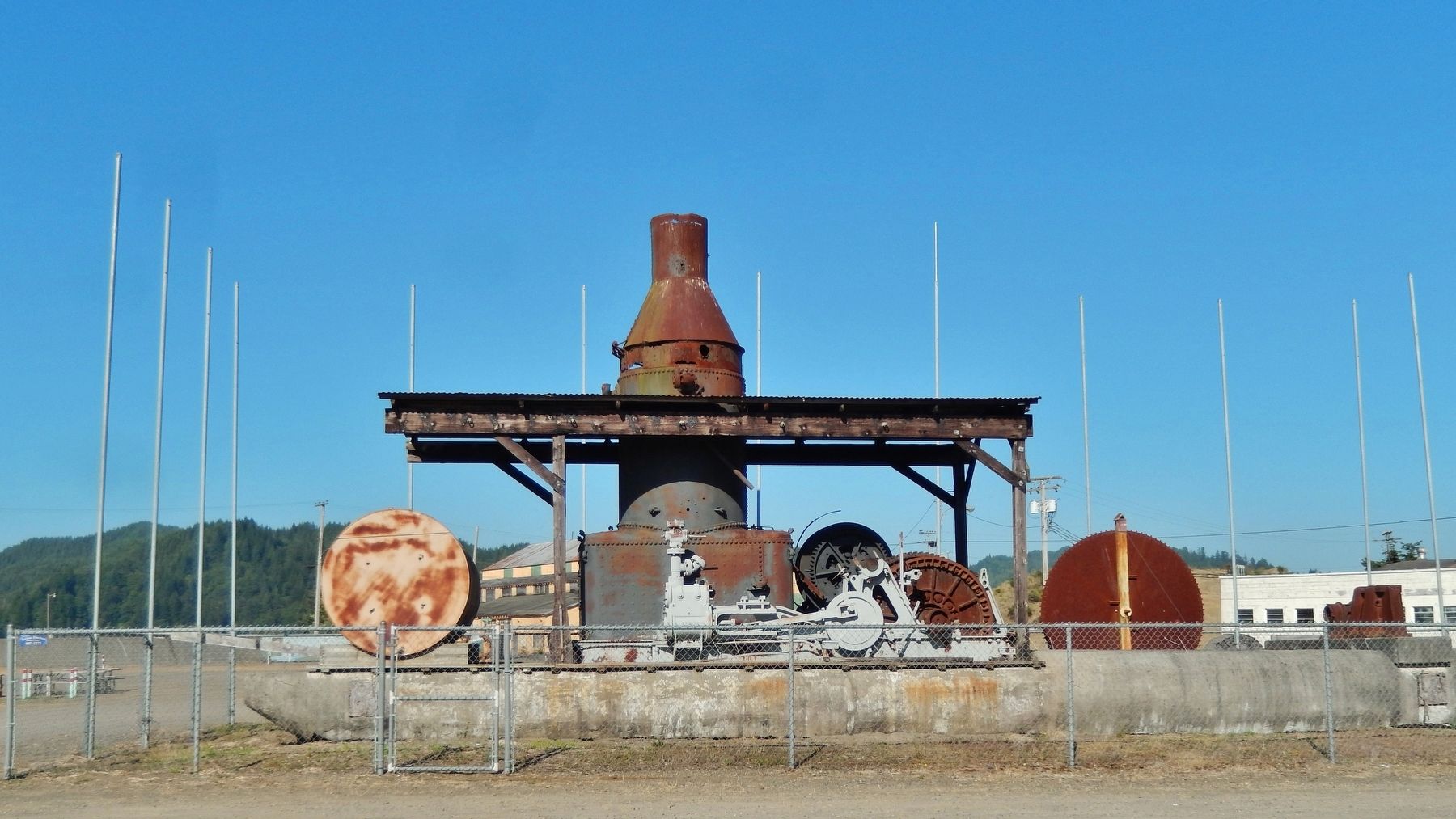Steam Donkey (<i>wide view</i>). Click for full size. Steam Donkey (<i>wide view</i>) image. Click for full size.