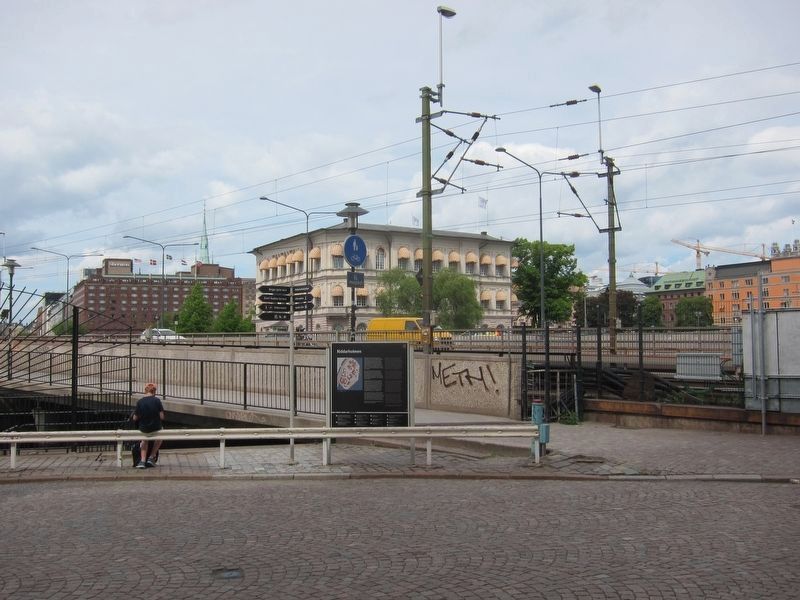 Riddarholmen Marker - Wide View (south side of marker, both sides are identical). Click for full size. Riddarholmen Marker - Wide View (south side of marker, both sides are identical) image. Click for full size.