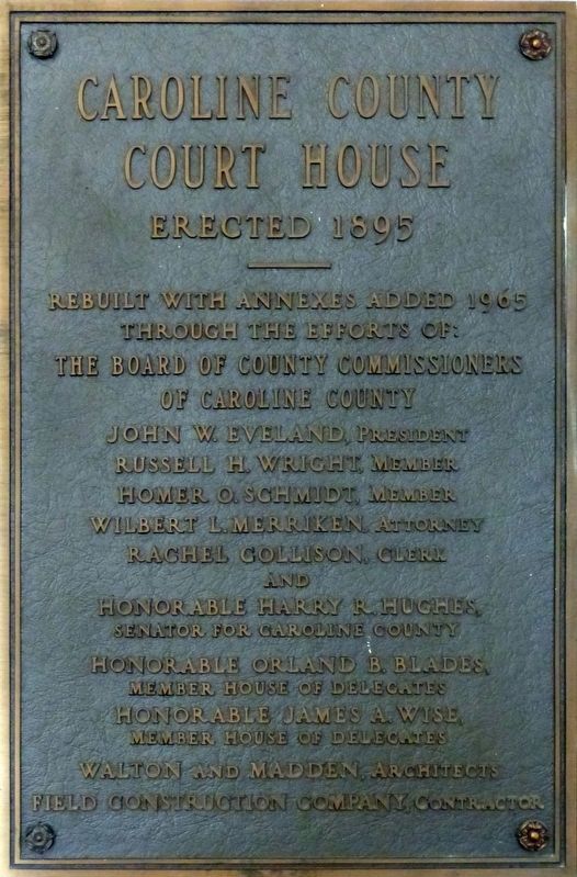 Caroline County<br>Court House<br>Erected 1895 image. Click for full size.