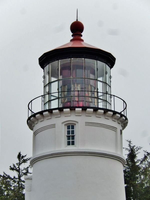 Umpqua River Lighthouse Gallery image. Click for full size.