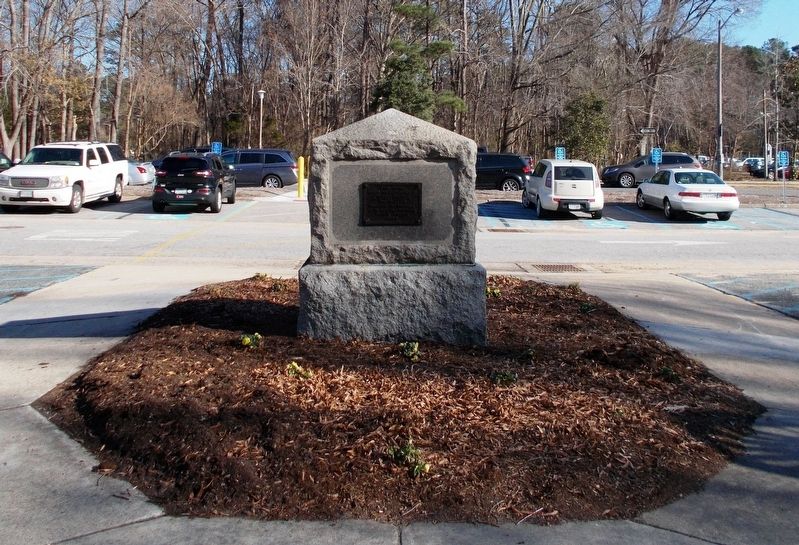 The Battle of Great Bridge Monument (<i>front</i>).. Click for full size. The Battle of Great Bridge Monument (<i>front</i>). image. Click for full size.