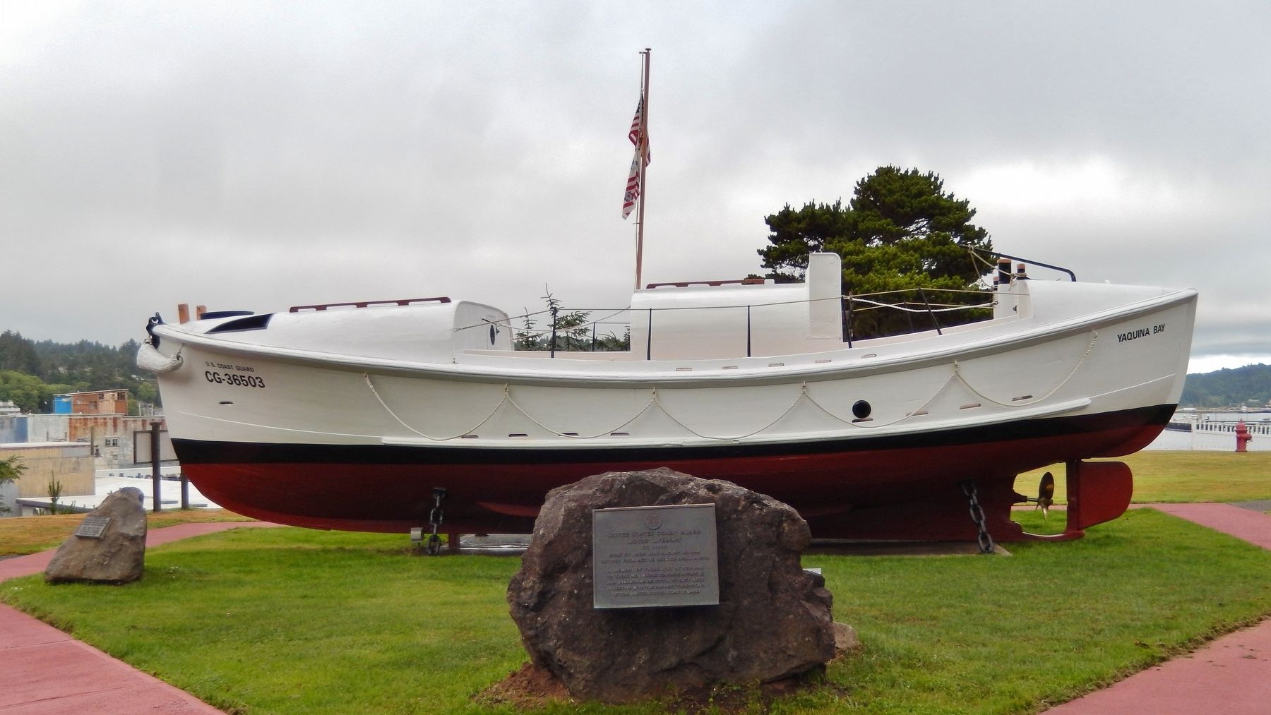 United States Coast Guard Motor Lifeboat CG 36503 Marker (<i>wide view</i>) image. Click for full size.