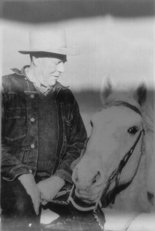 Marker detail: Reuban A. Long image. Click for full size.
