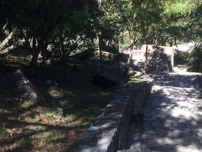 Another view of the walkway near the Toluquilla Archaeological Site image. Click for full size.