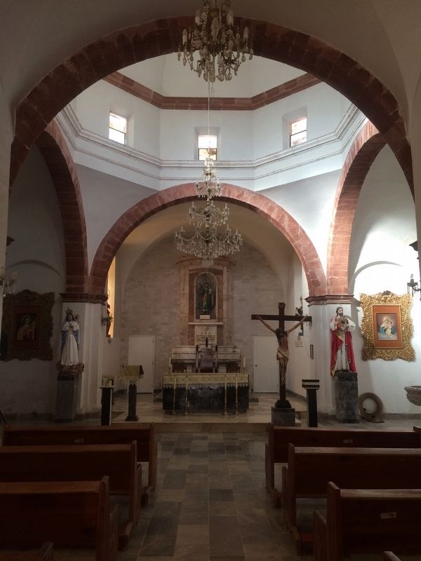 A view of the interior of the Catholic church of San José Vizarrón image. Click for full size.