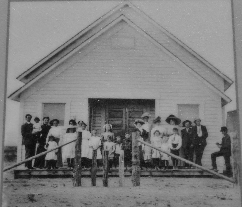 Marker detail: Fort Rock School 1911 image. Click for full size.