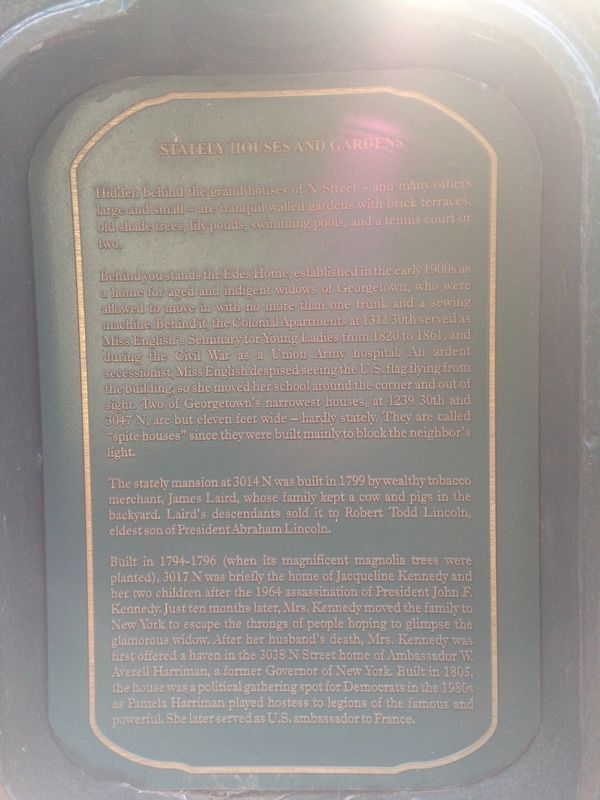 Stately Houses and Gardens Marker. Click for full size. Stately Houses and Gardens Marker image. Click for full size.