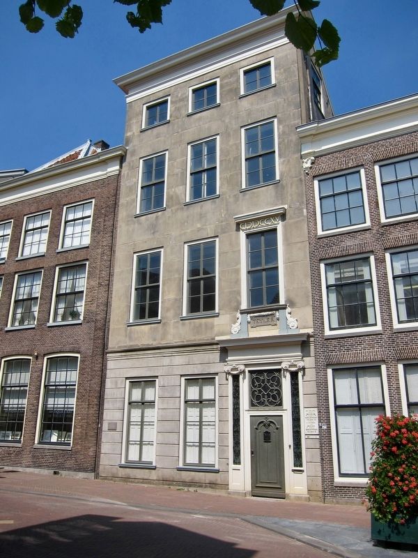 Teylers Fundatiehuis / The Teyler Foundation House and Marker image. Click for full size.