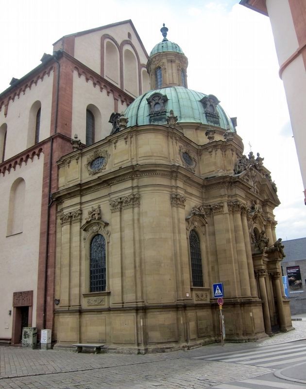 Schönbornkapelle / Schönborn Chapel and Marker - Wide View image. Click for full size.