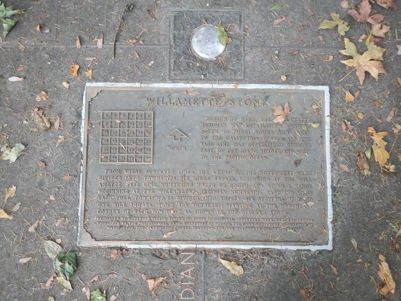 The Willamette Stone Marker image. Click for full size.
