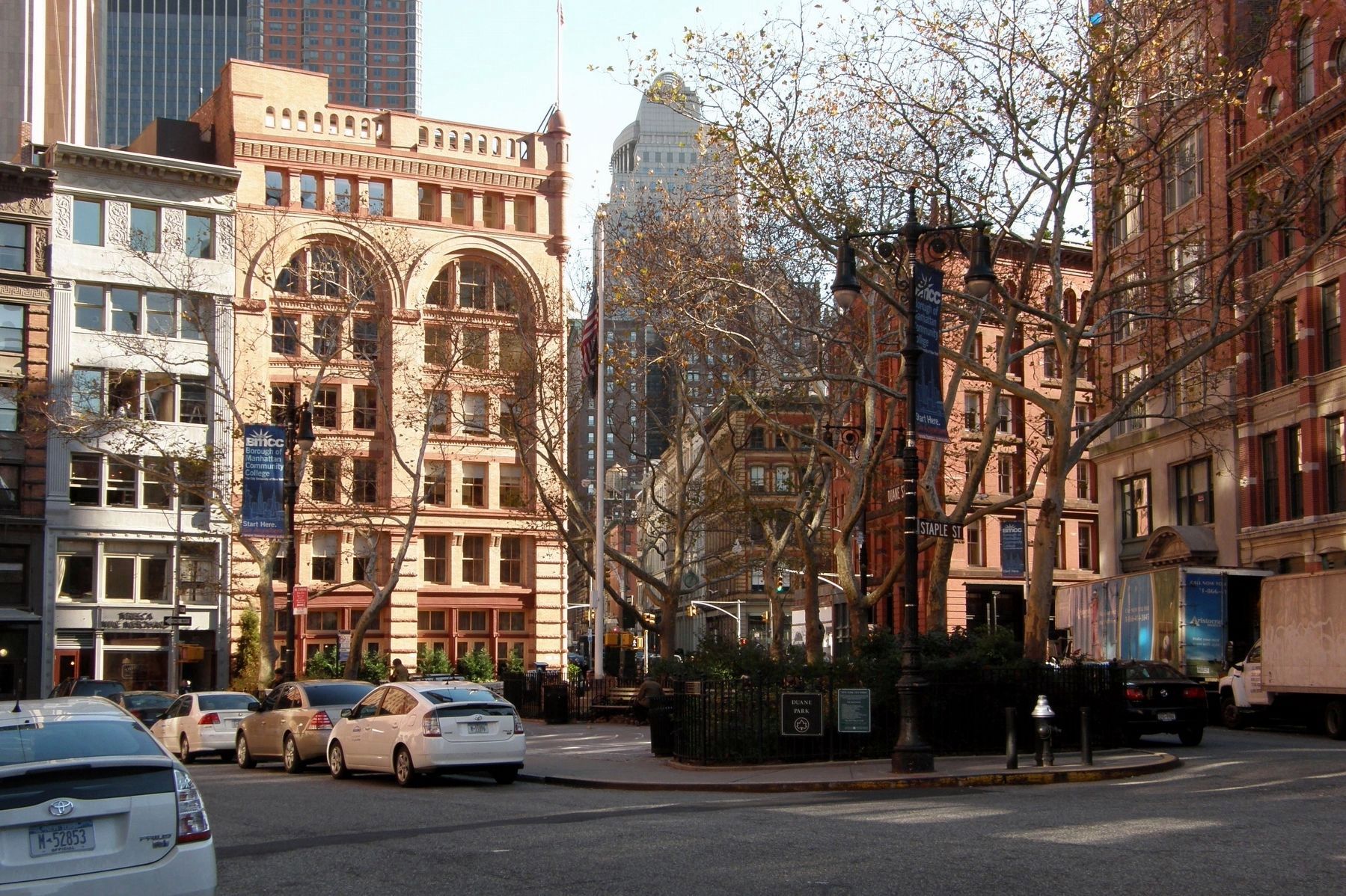 Duane Park from Staple Street image. Click for full size.