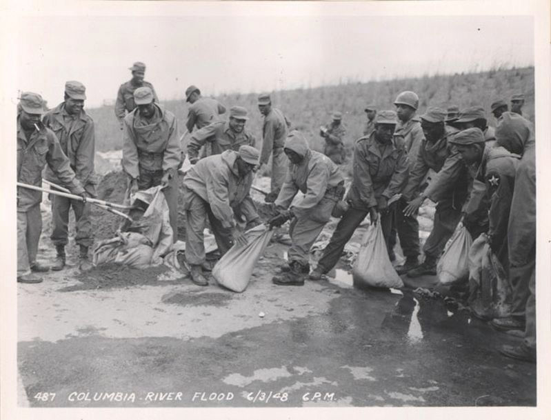 <i>African American Soldiers Filling Sandbags During the Vanport Flood, Columbia River, 6/3/1948</i> image. Click for full size.