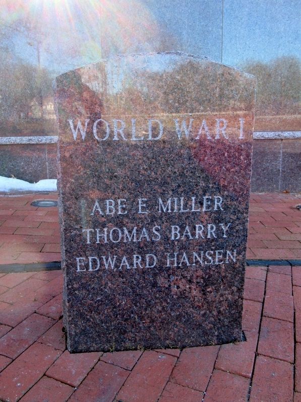 South Windsor World War I Memorial. Click for full size. South Windsor World War I Memorial image. Click for full size.