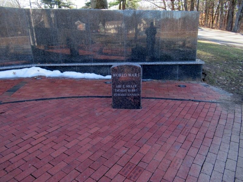 South Windsor World War I Memorial. Click for full size. South Windsor World War I Memorial image. Click for full size.