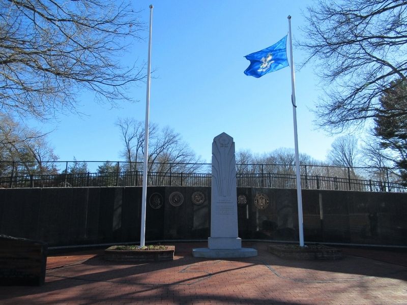 South Windsor Veterans Memorial image. Click for full size.