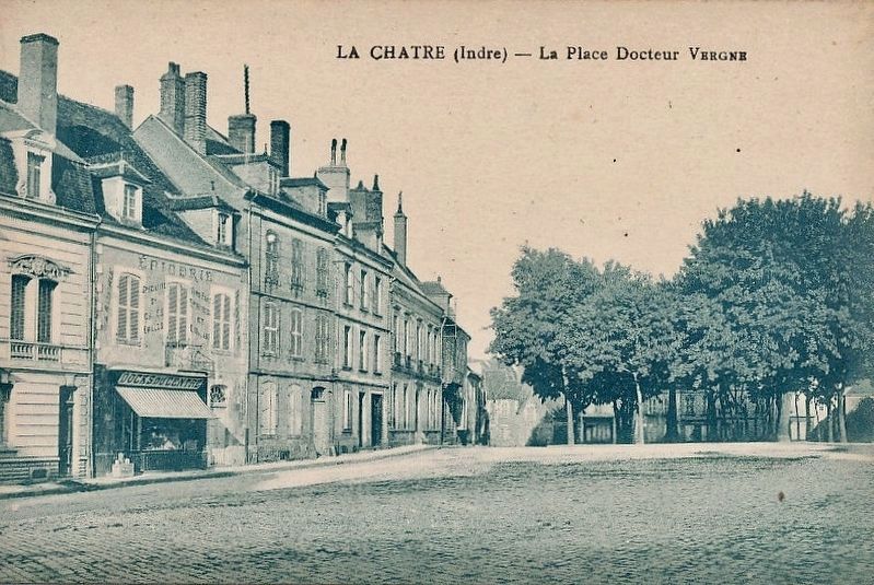 <i> La Chtre - Place du Docteur Vergne</i> image. Click for full size.