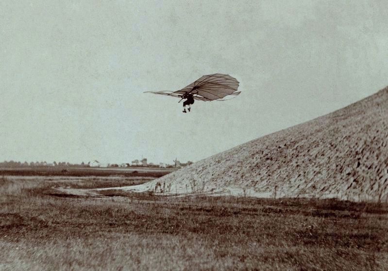 Otto Lilienthal flying in Germany, in 1895. image. Click for full size.